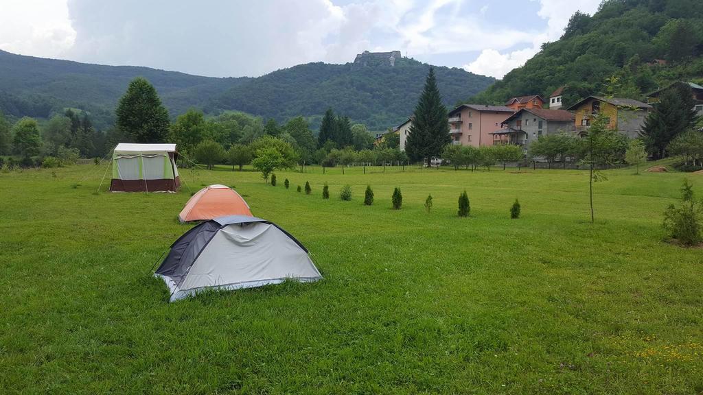Hotel Auto Kamp Lav Kulen Vakuf Exterior foto